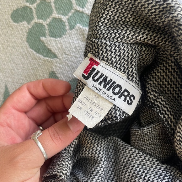 TJuniors dress size 3 knee length with belt VINTAGE - Picture 10 of 14